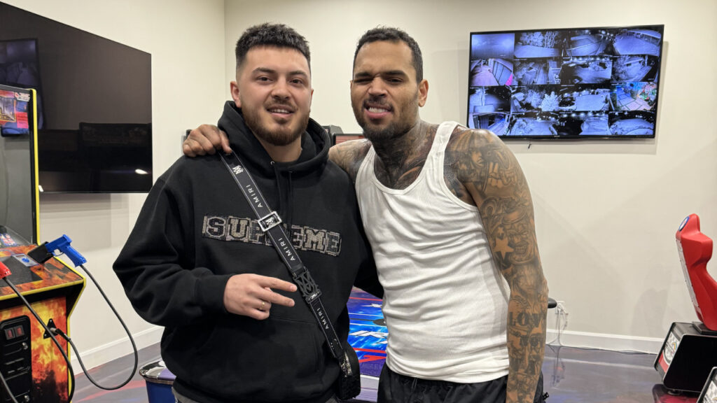 Estetika Renaisans dalam Tato Realistis oleh Viacheslav Danh