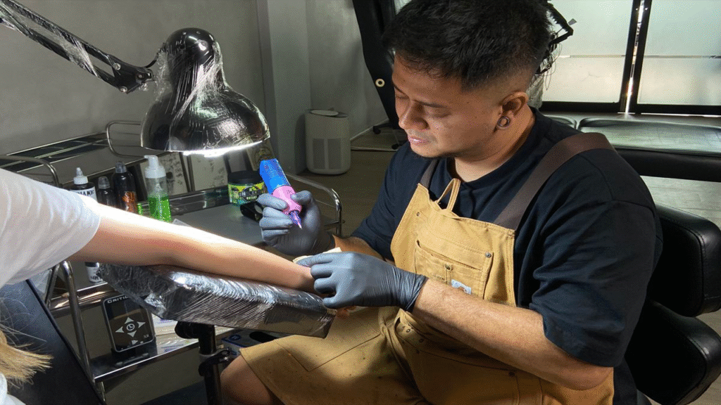 Seni Tato yang Dulu Dianggap Tabu, Kini Jadi Bagian Gaya Hidup Modern