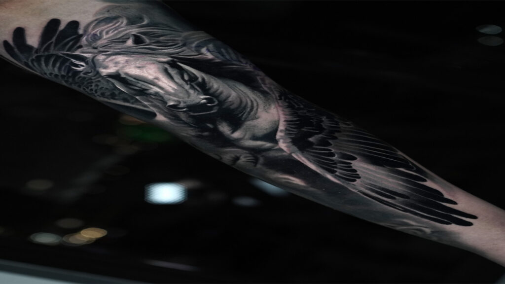 Adrian Rodriguez: Maestro Kontras dan Atmosfer dalam Seni Visual